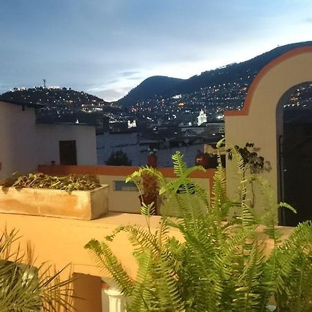 Casa Vista Hermosa Кито Экстерьер фото